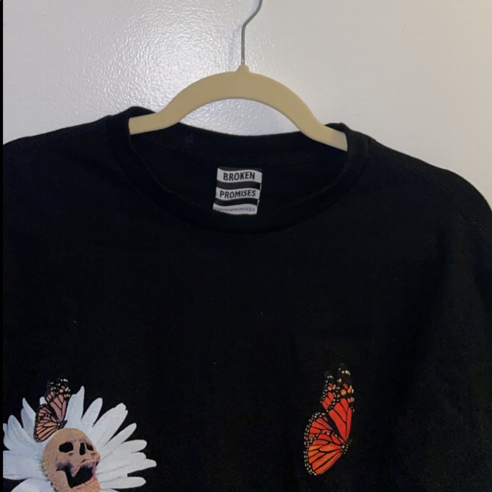 NWOT Broken Promises Emotional Rollercoaster Graphic Tee - Picture 7 of 13